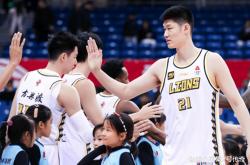 九游体育在线-浙江男篮赢得激烈比赛，展现实力