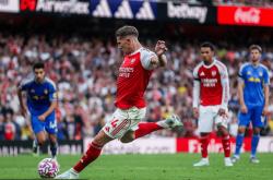 九游体育官网入口-卡利亚里在本赛季展现出色实力