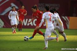 九游体育app下载-澳大利亚女足再战荷兰女足，拼尽全力