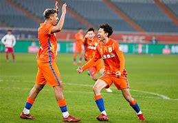 包含玉溪玉龙FC球员磨合进度快，表现稳定的词条