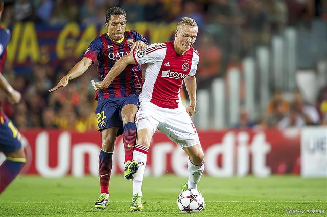 阿贾克斯表现出色，成功晋级八强