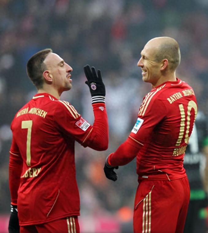 拜仁慕尼黑成功挖掘年轻球员成未来之星的简单介绍