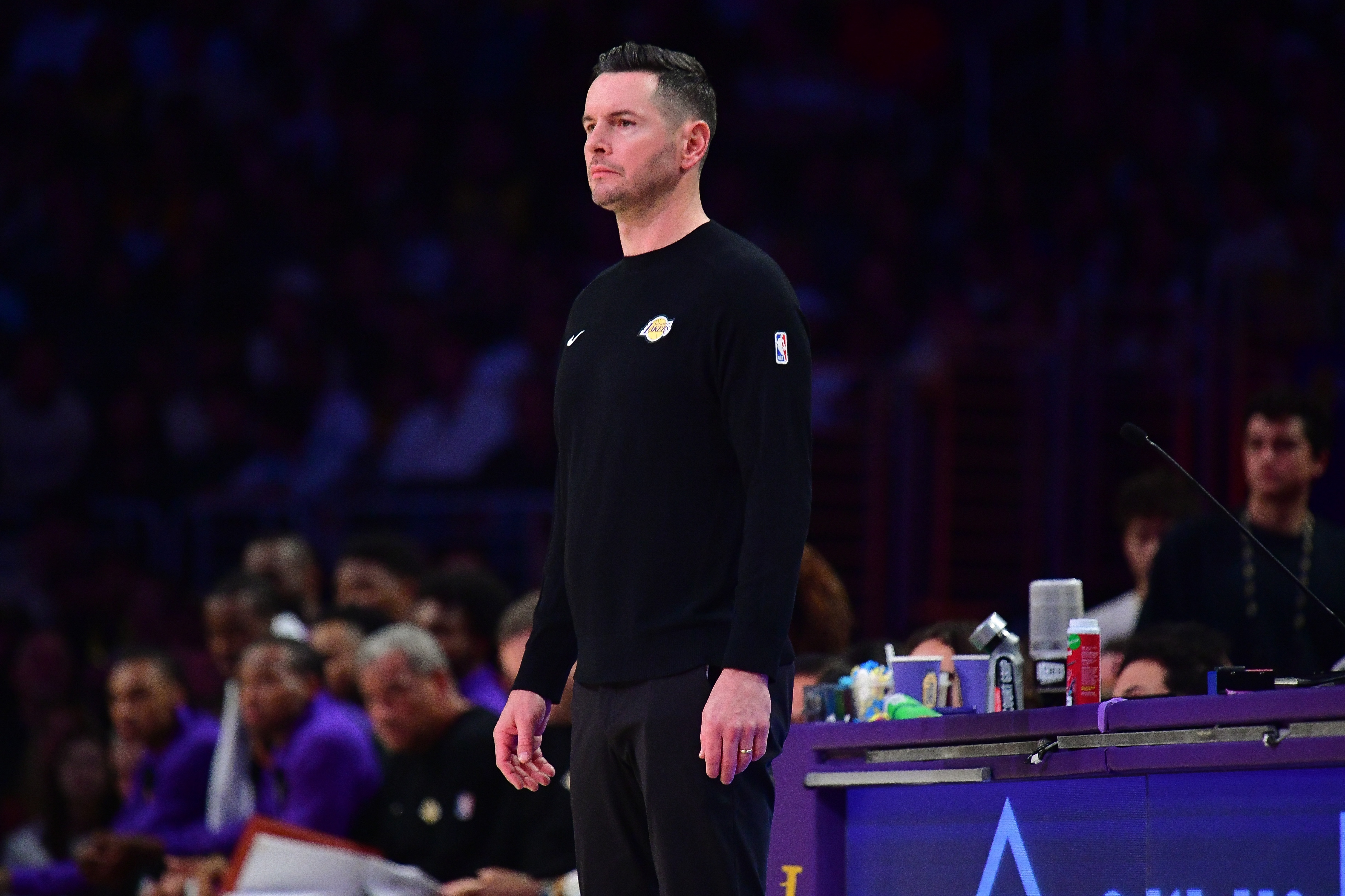 NBA球队在比赛中发挥低迷，主教练表示失望