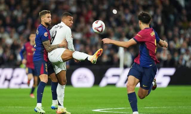 热血对决：洲际强队争夺晋级名额