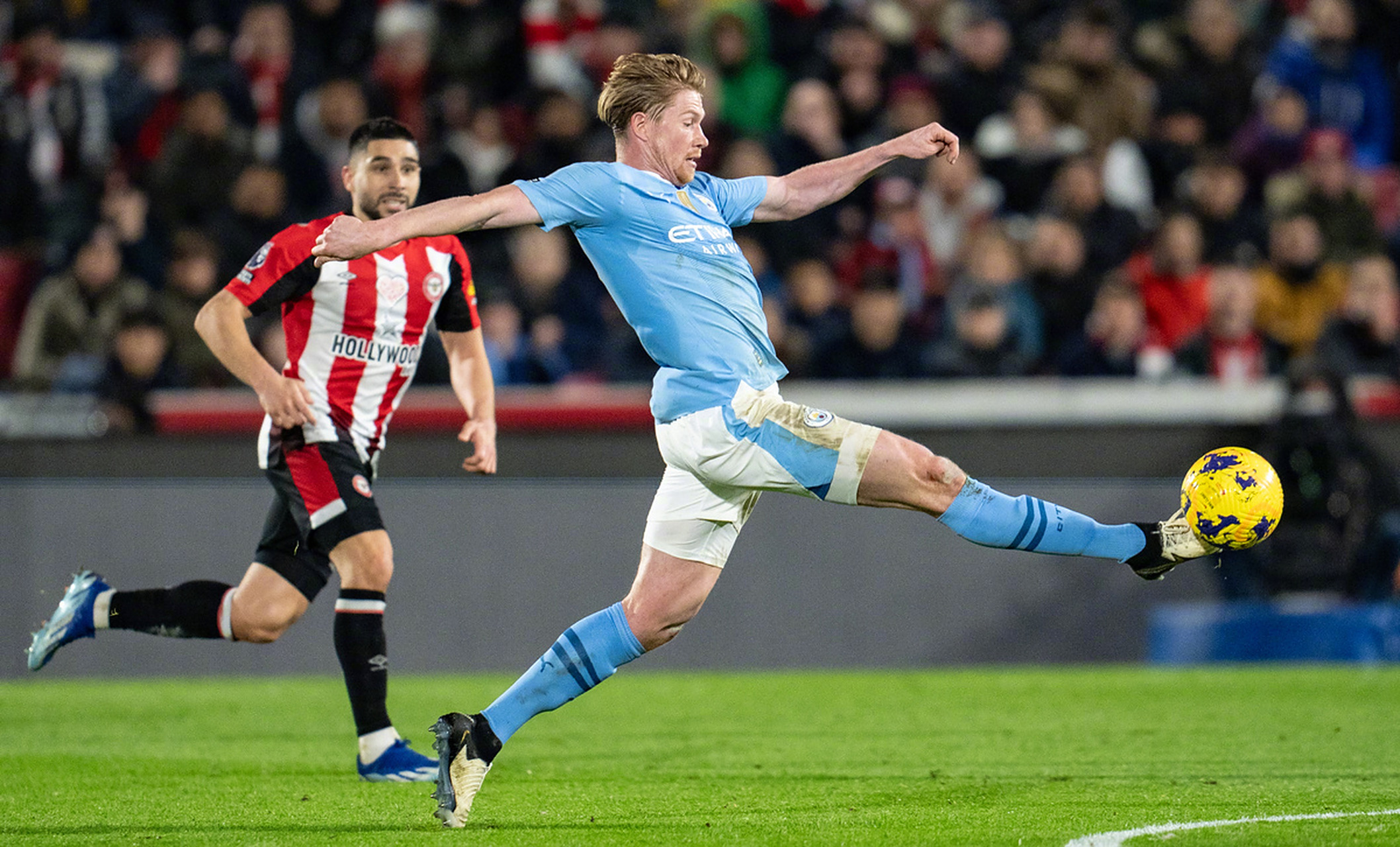 曼城表现优异，实现后期逆转胜利