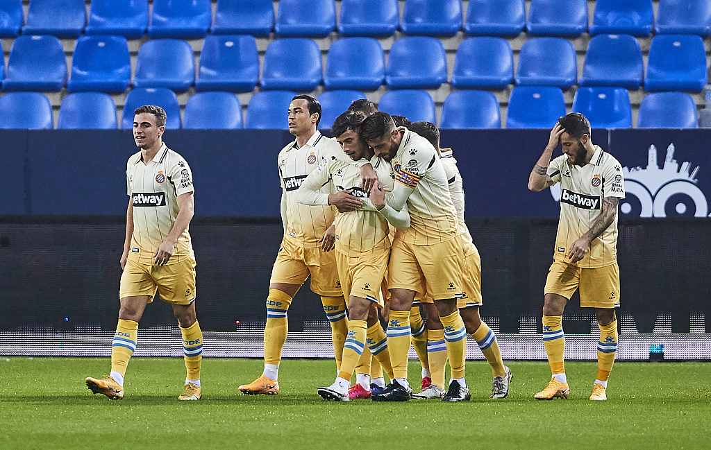 球队重建计划，马拉加冲击联赛积分榜前列的简单介绍