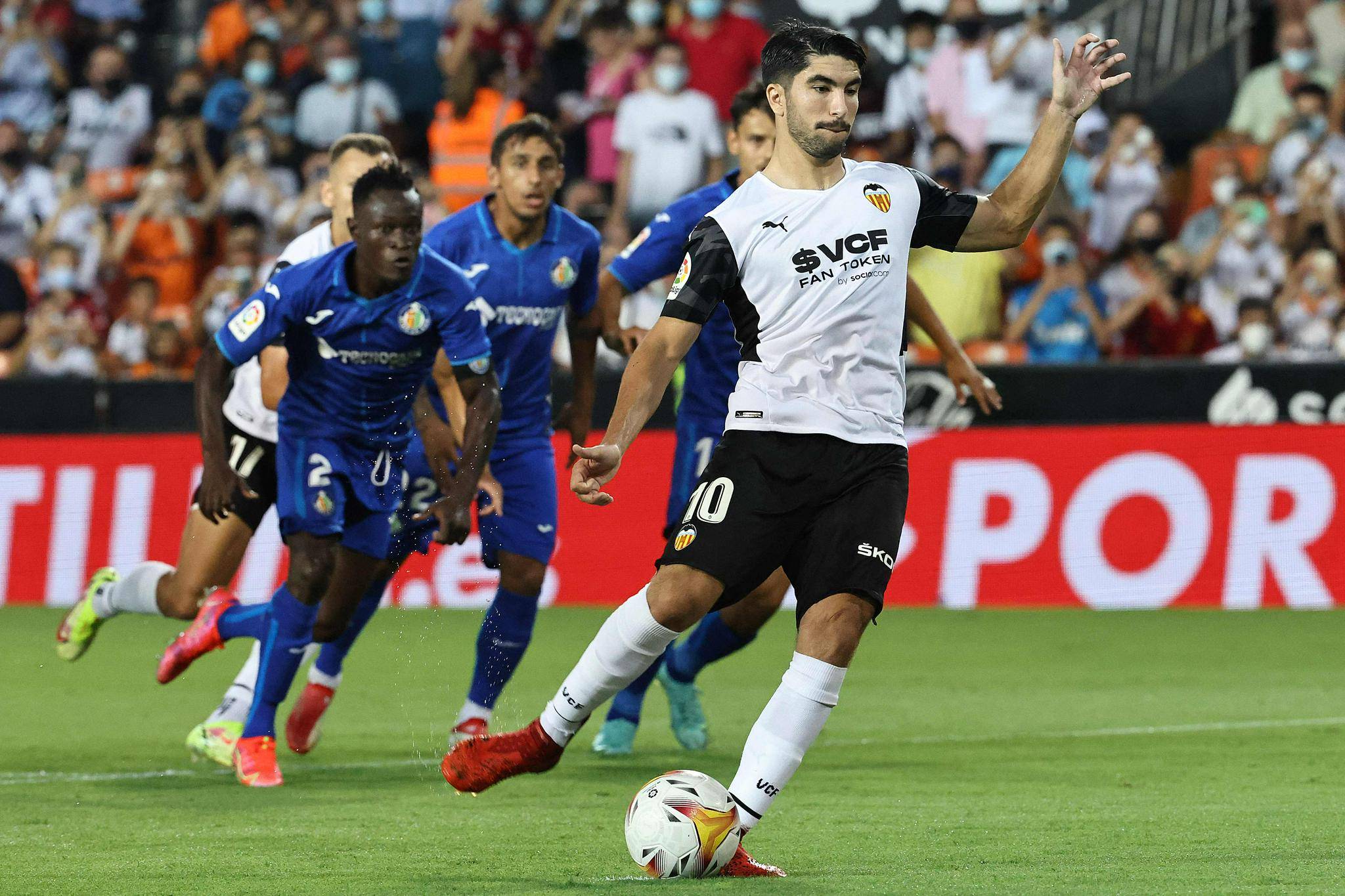 那不勒斯客场不敌，坚定信念保持前行的简单介绍