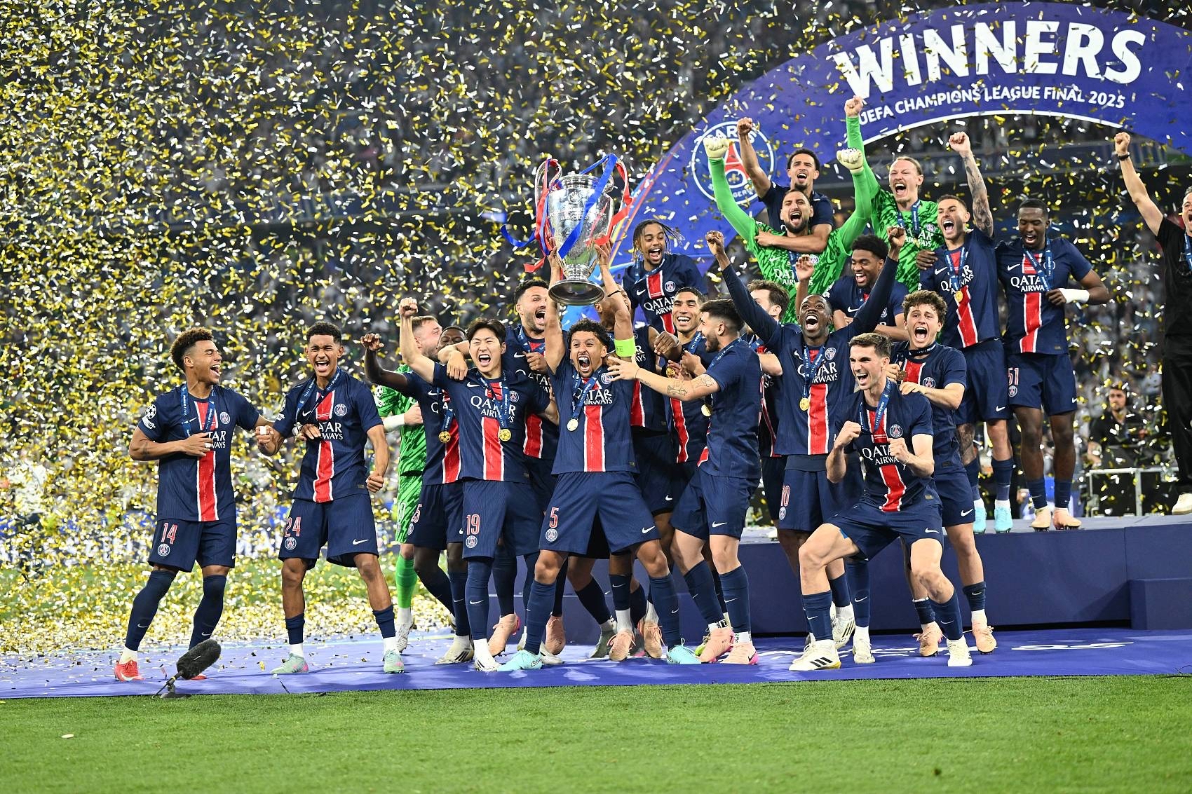 欧冠八强：巴黎圣日耳曼胜出惊险晋级