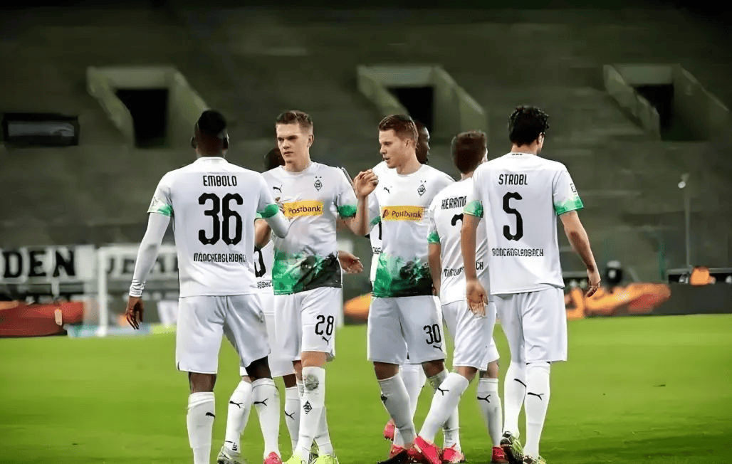 门兴遭巴塞罗那淘汰，欧冠赛季终结