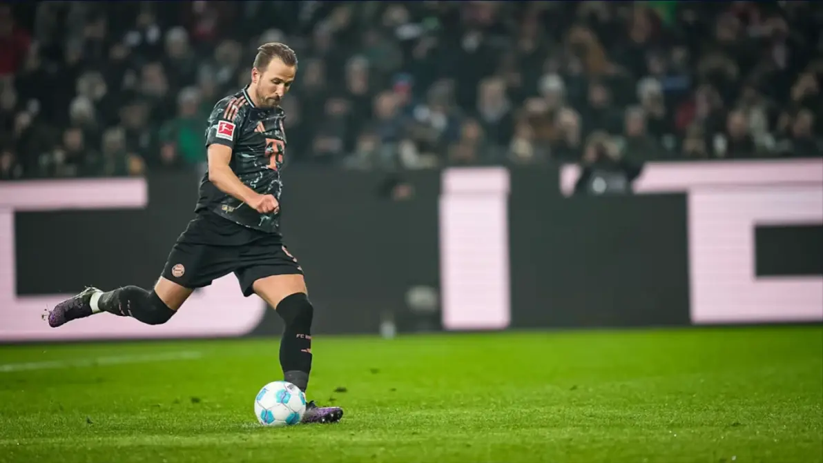 巴黎圣日耳曼大胜门兴格拉德巴赫，继续领跑的简单介绍