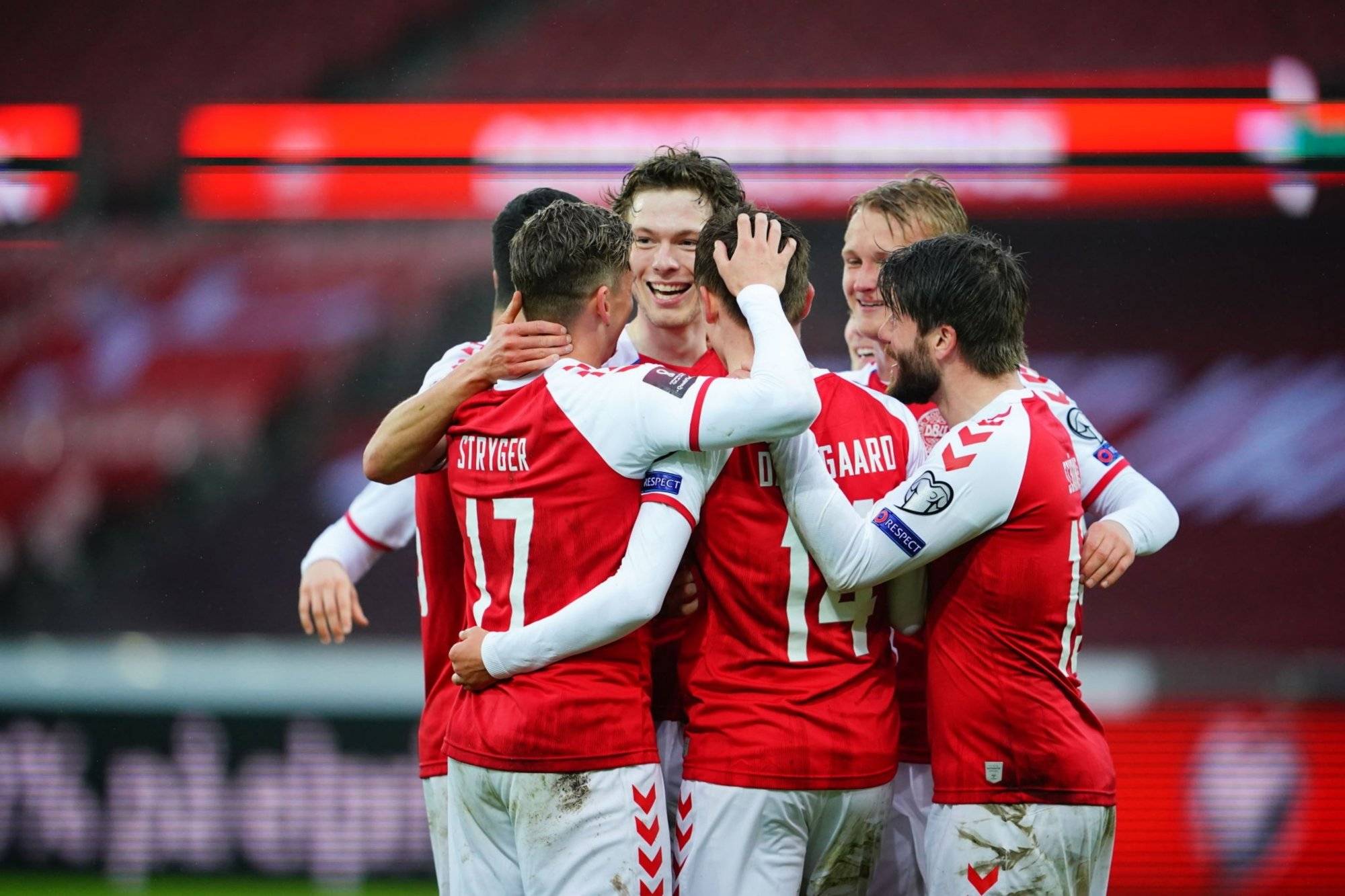 瑞典队客场惊险逆转，晋级欧洲杯资格领先