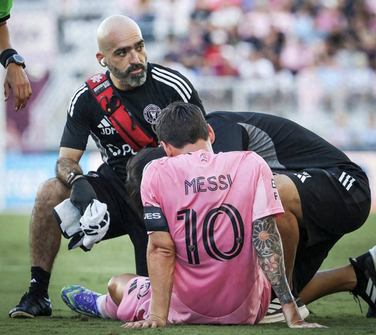 球员伤情令球队揪心，下轮比赛备战艰难的简单介绍