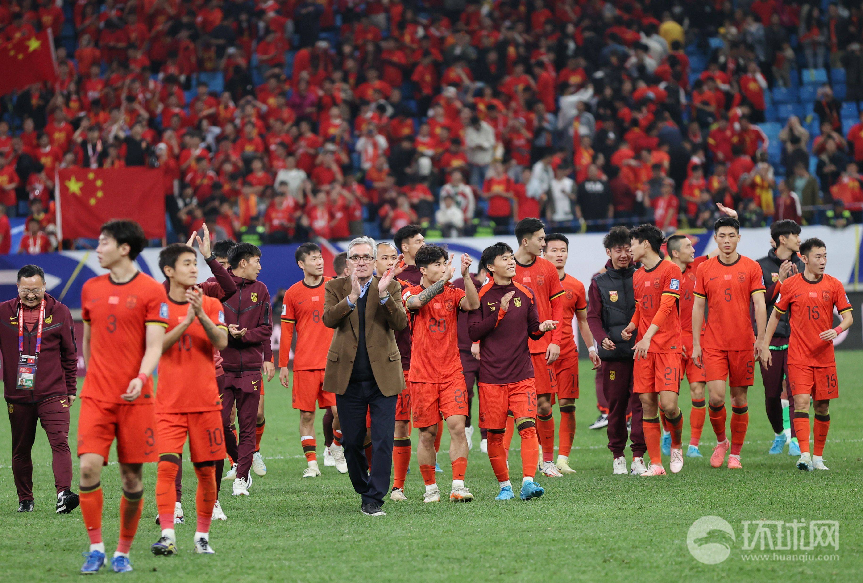 国际足球赛场上中国队斩获胜利荣誉的简单介绍