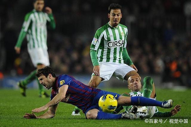 包含雷恩球员意外受伤，或将影响下一场比赛的词条