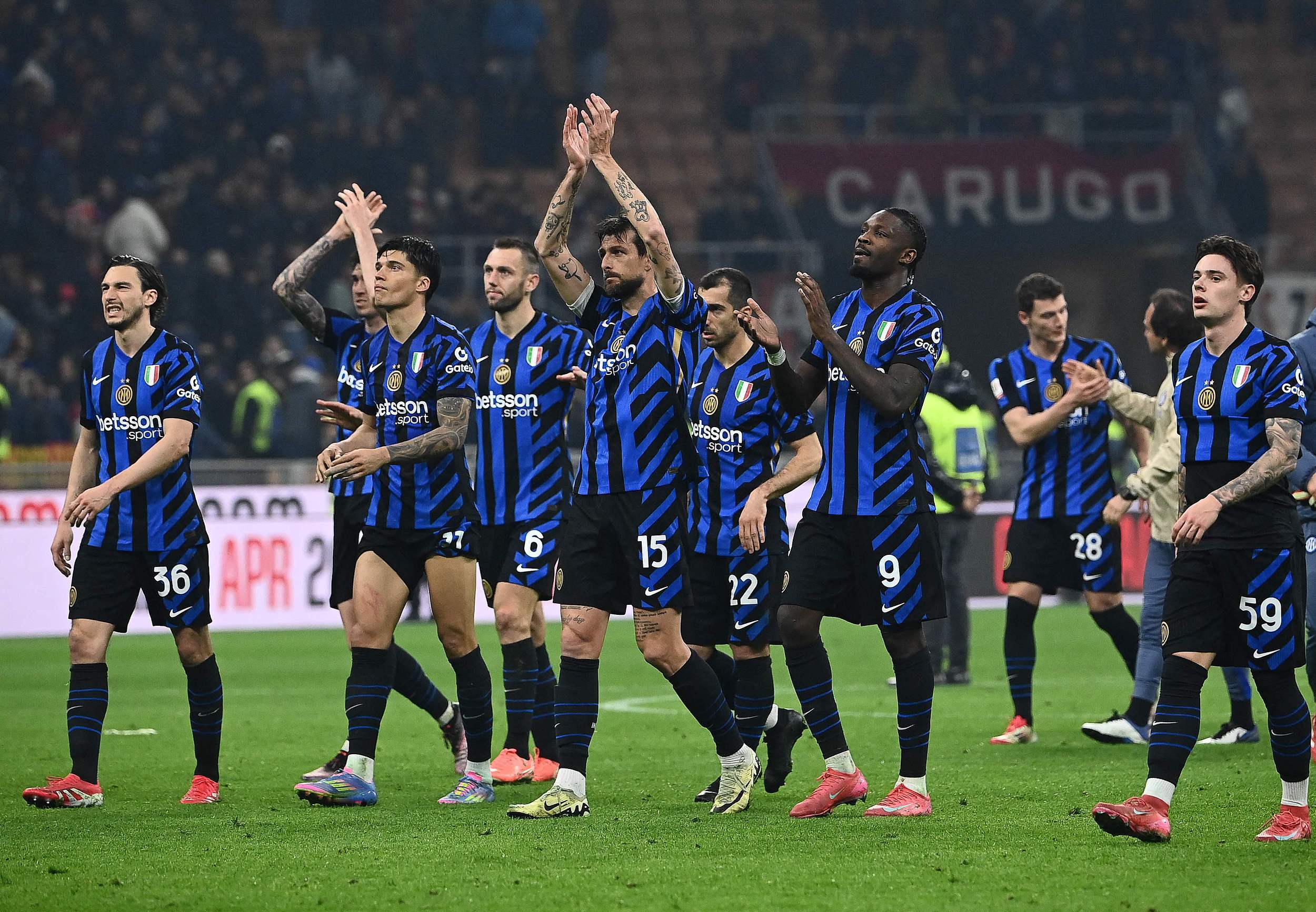 米兰大胜对手，全队合力压制对手