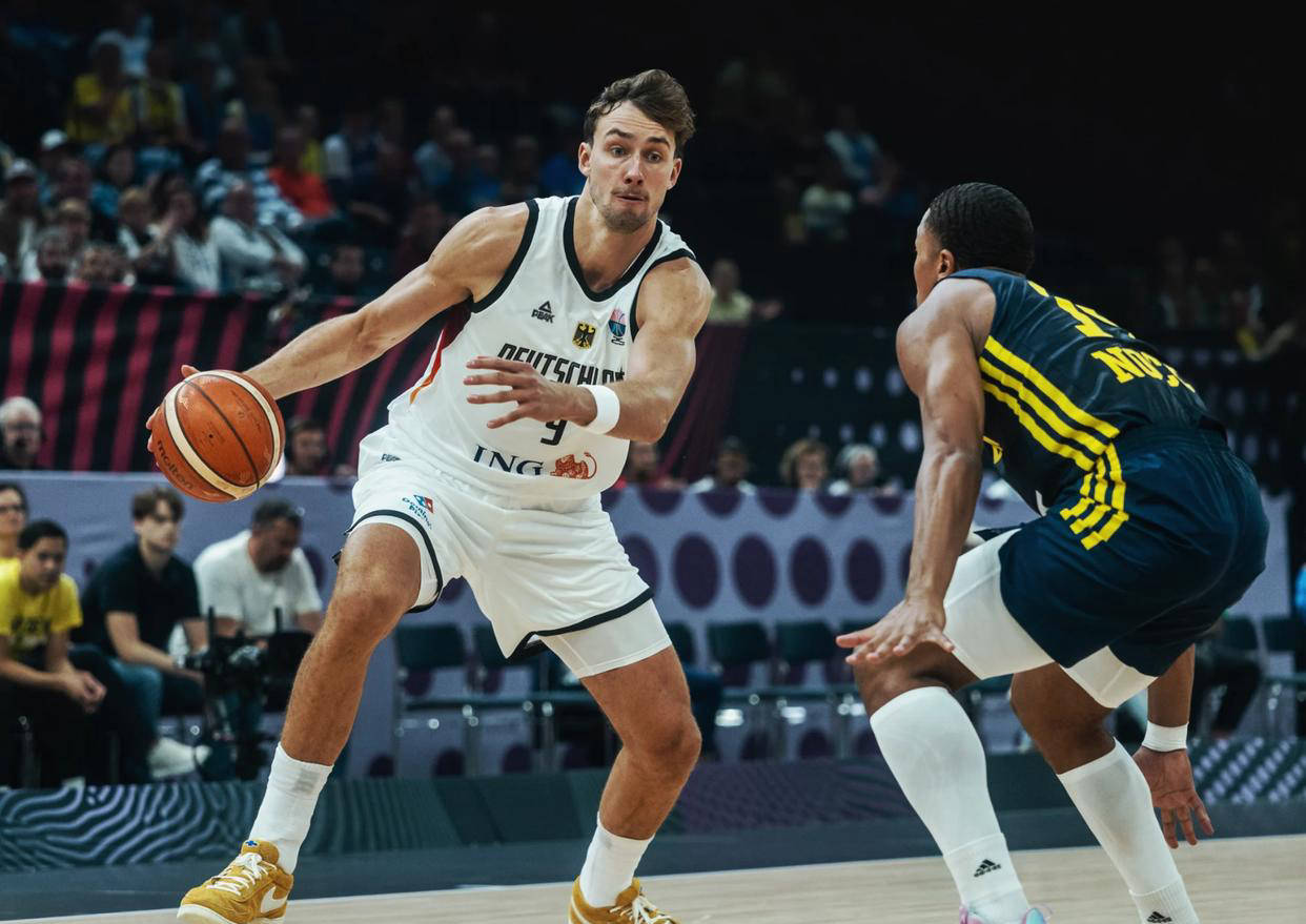 德国队在对阵瑞典的比赛中取得胜利 德国队在对阵瑞典的比赛中取得胜利