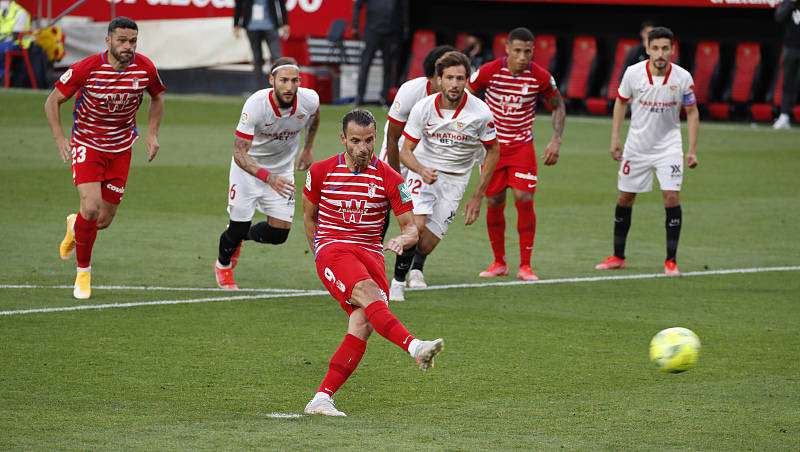 关于巴萨取得联赛五连胜，-小胜格拉纳达的信息