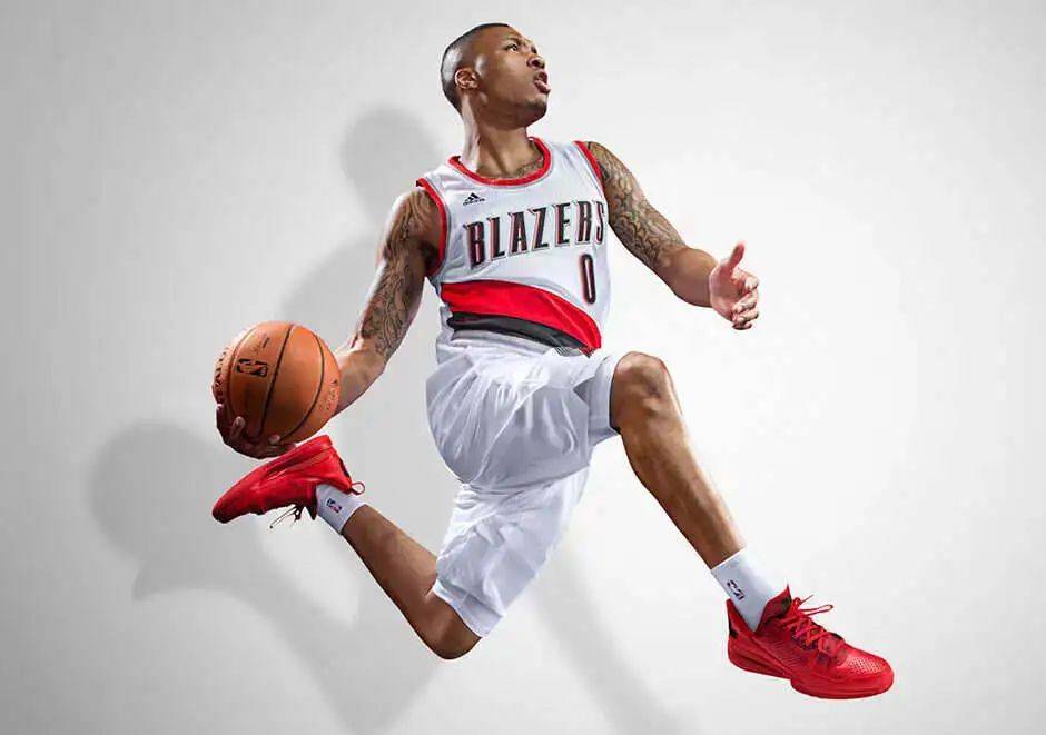 包含开拓者盛大称王老鹰,利拉德高效率制胜的词条 包含开拓者盛大称王老鹰,利拉德高效率制胜的词条