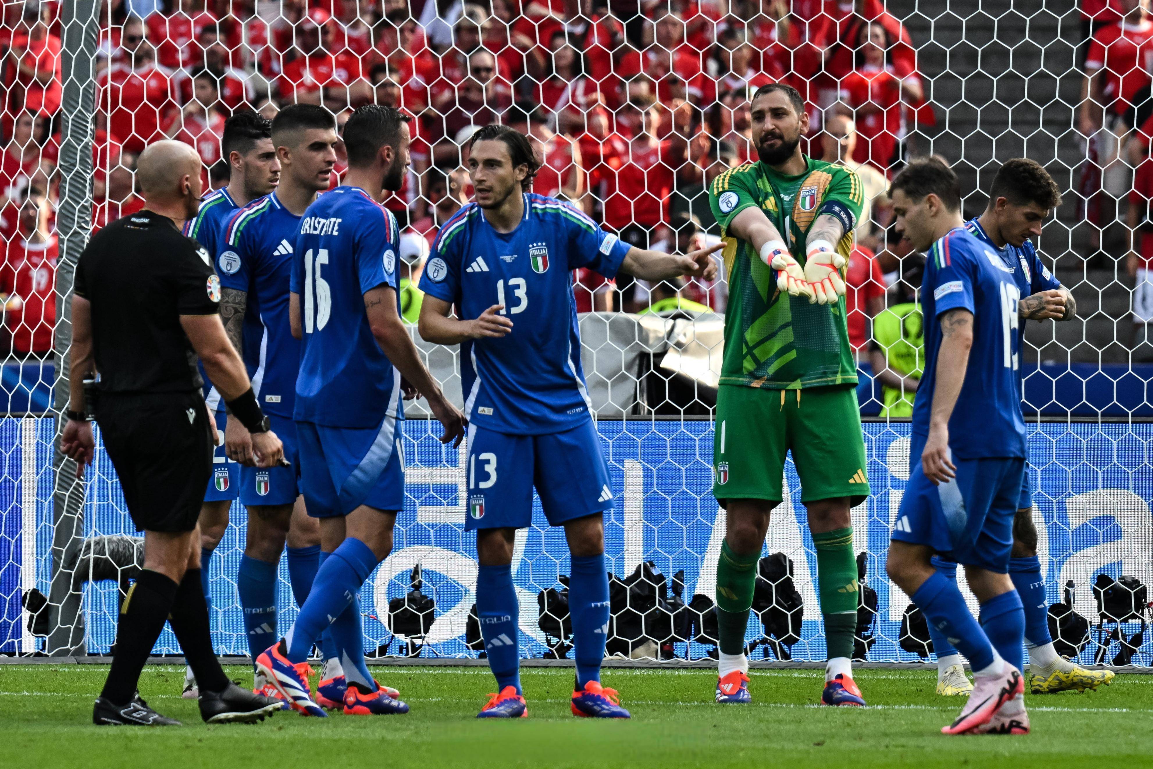 欧预赛:波兰队险胜瑞典,成功晋级淘汰赛 欧预赛:波兰队险胜瑞典,成功晋级淘汰赛