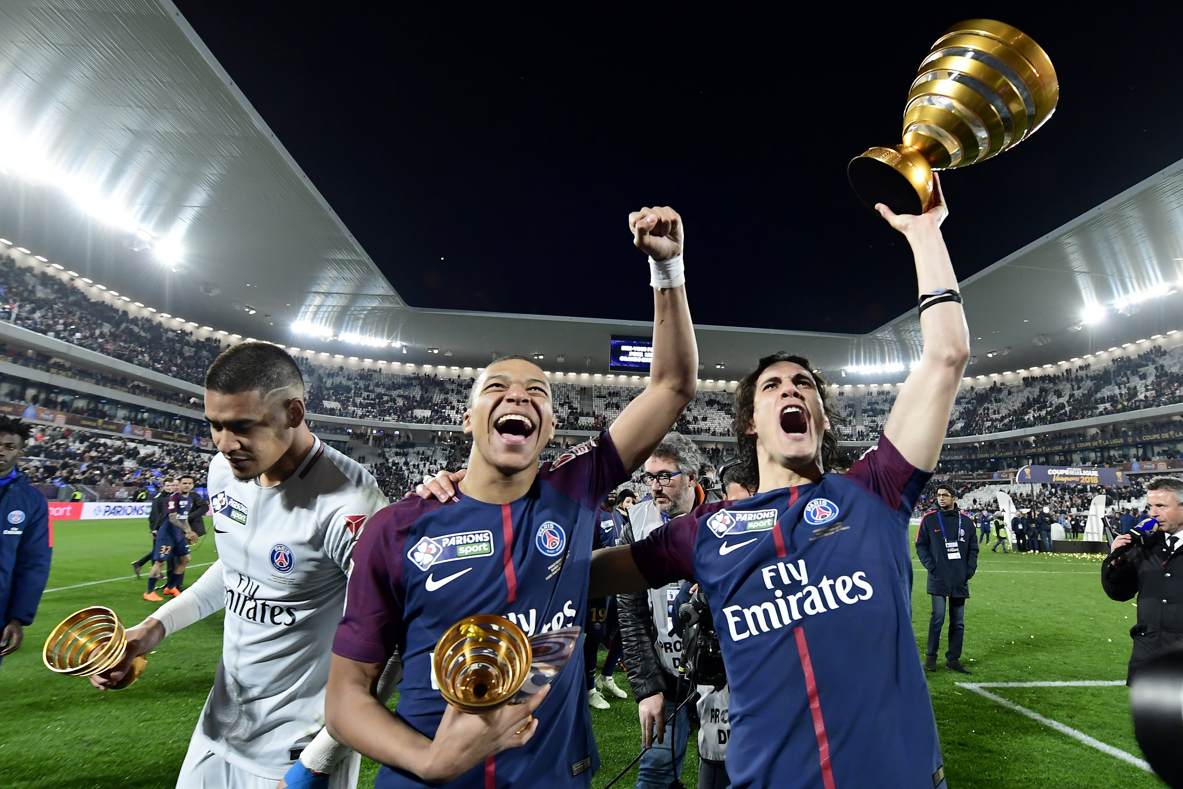 法国球队准备夺得本土比赛冠军