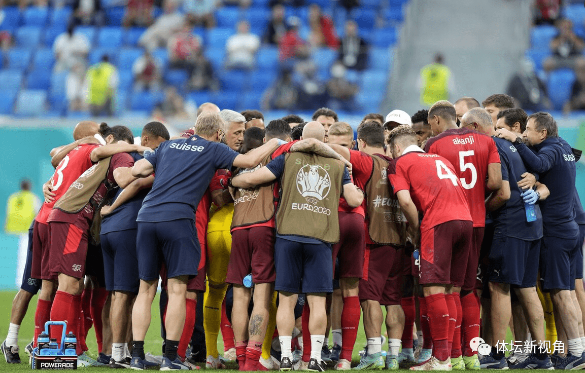 瑞士2-1惊险击败保加利亚，后防线稳固