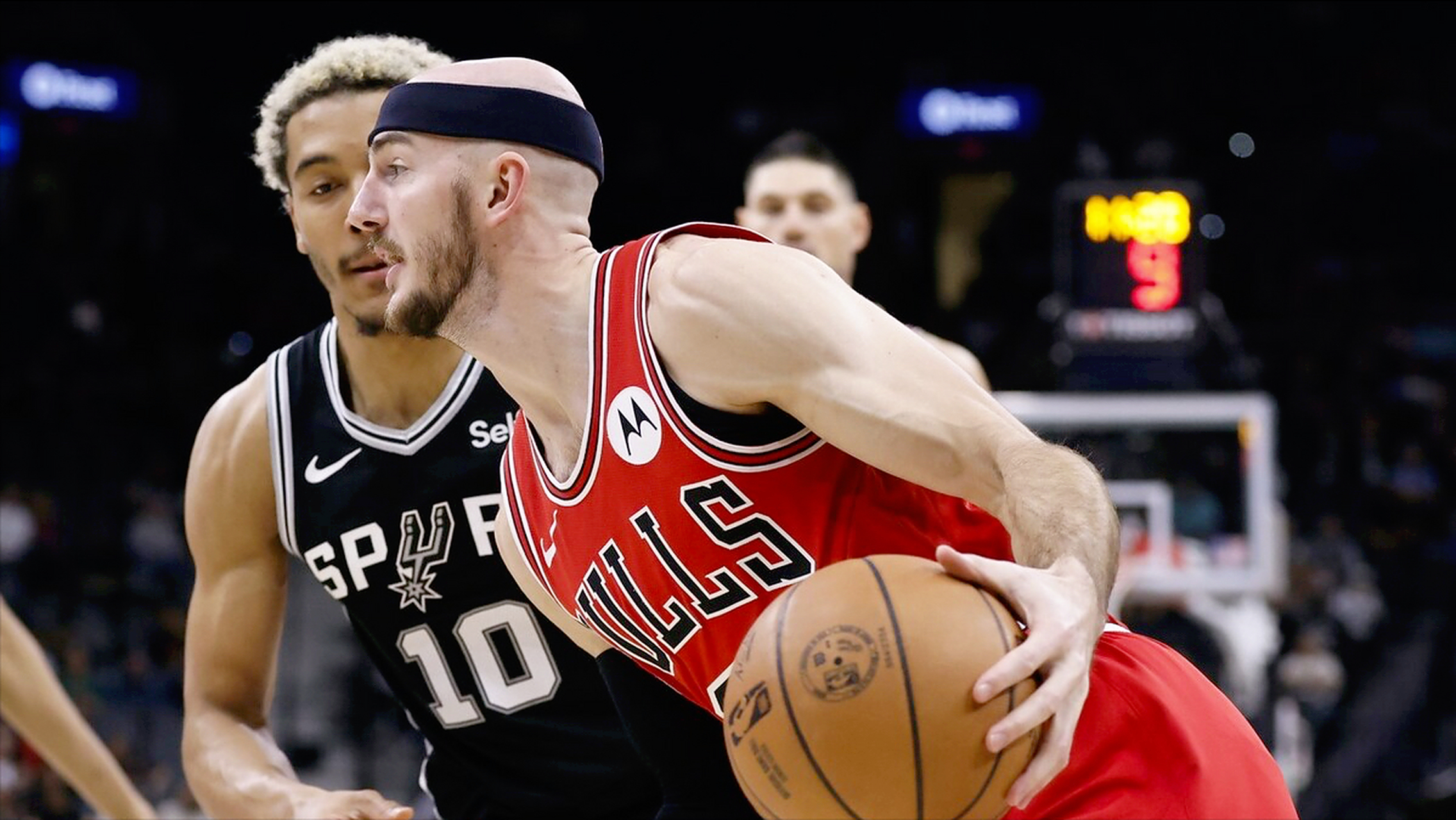 公牛逆转马刺,维尔斯顿砍下关键篮板 公牛逆转马刺,维尔斯顿砍下关键篮板