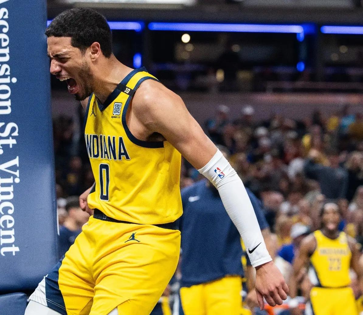 关于爵士逆转步行者,延续不败纪录的信息 关于爵士逆转步行者,延续不败纪录的信息