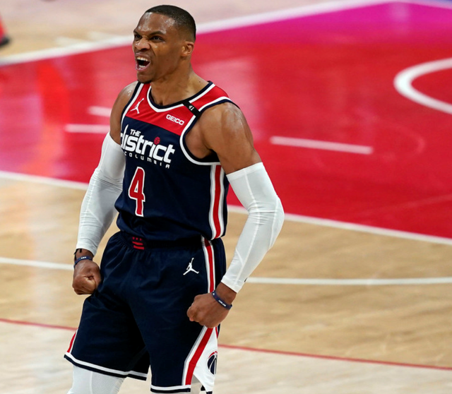 关于爵士逆转步行者,延续不败纪录的信息 关于爵士逆转步行者,延续不败纪录的信息