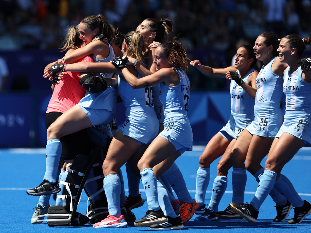 曲棍球比赛,澳大利亚女队实现逆袭! 曲棍球比赛,澳大利亚女队实现逆袭!