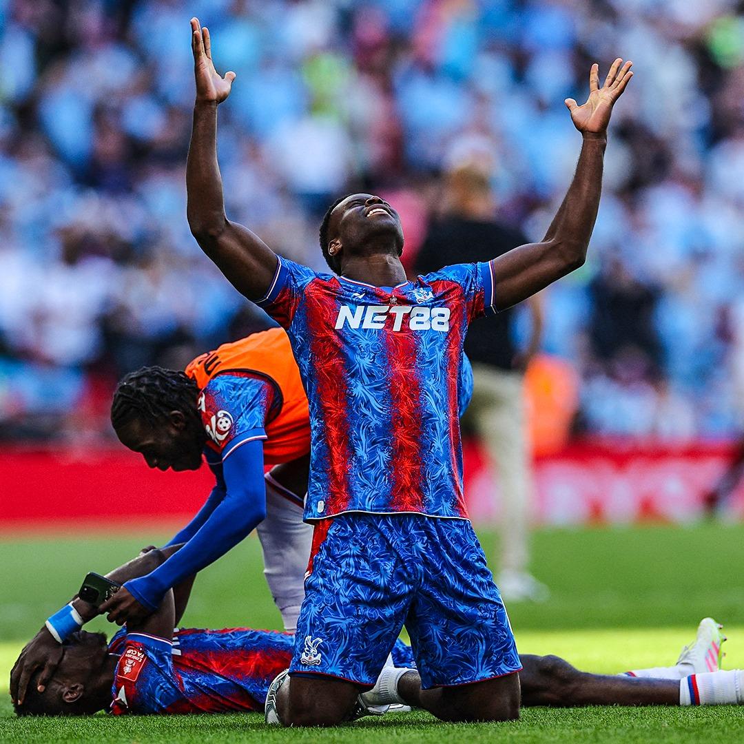 曼城客场擒下水晶宫,领先优势继续扩大的简单介绍 曼城客场擒下水晶宫,领先优势继续扩大的简单介绍